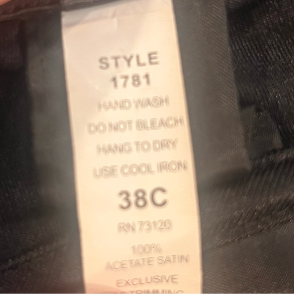 VTG Indie Sleaze Fredrick’s of Hollywood Black Lace Corset Bustier Satin 38C - Picture 9 of 9